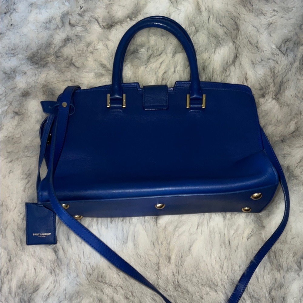 Ysl Elegant Blue Leather Handbag - Picture 4 of 7
